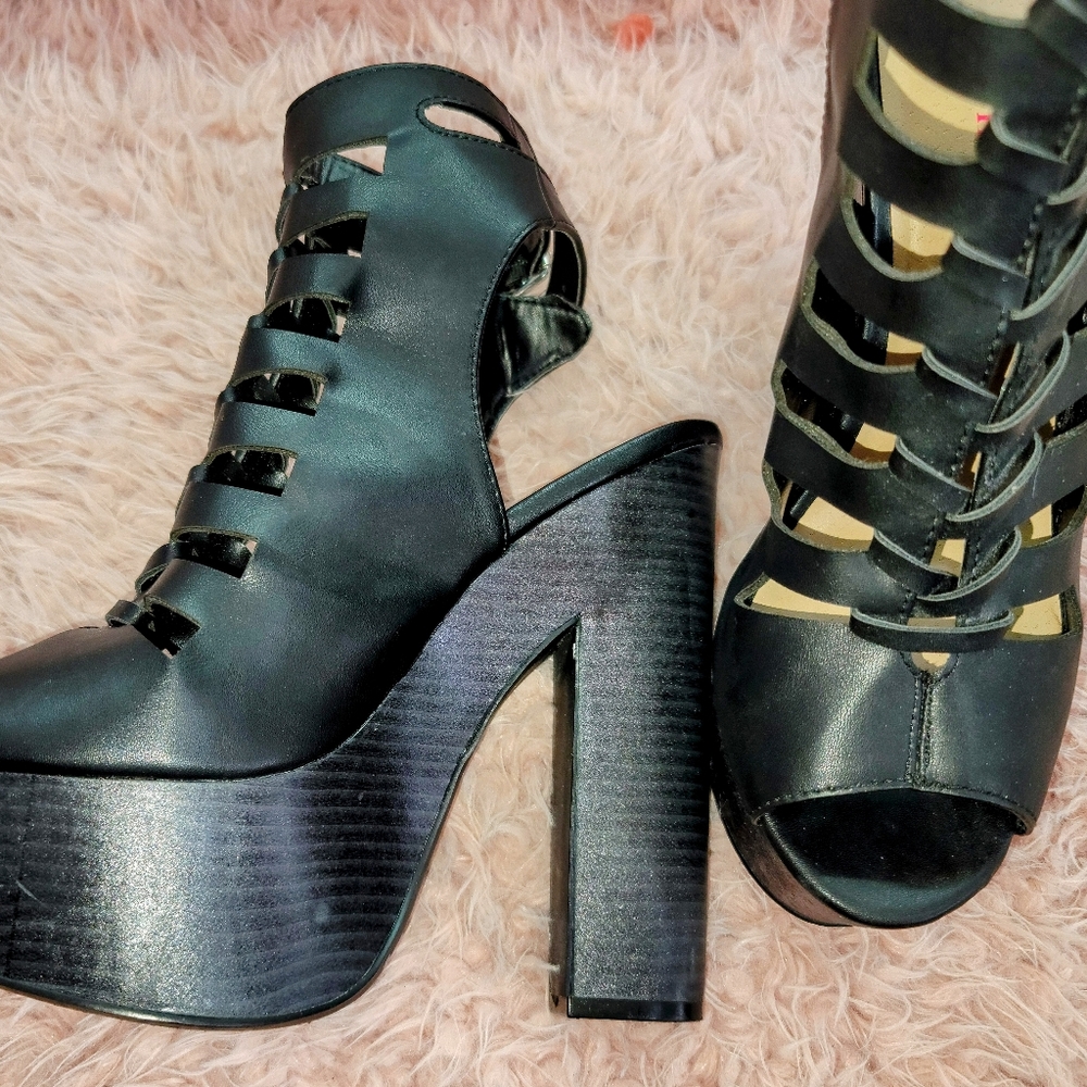 Just Fab, Mega Ankle heels